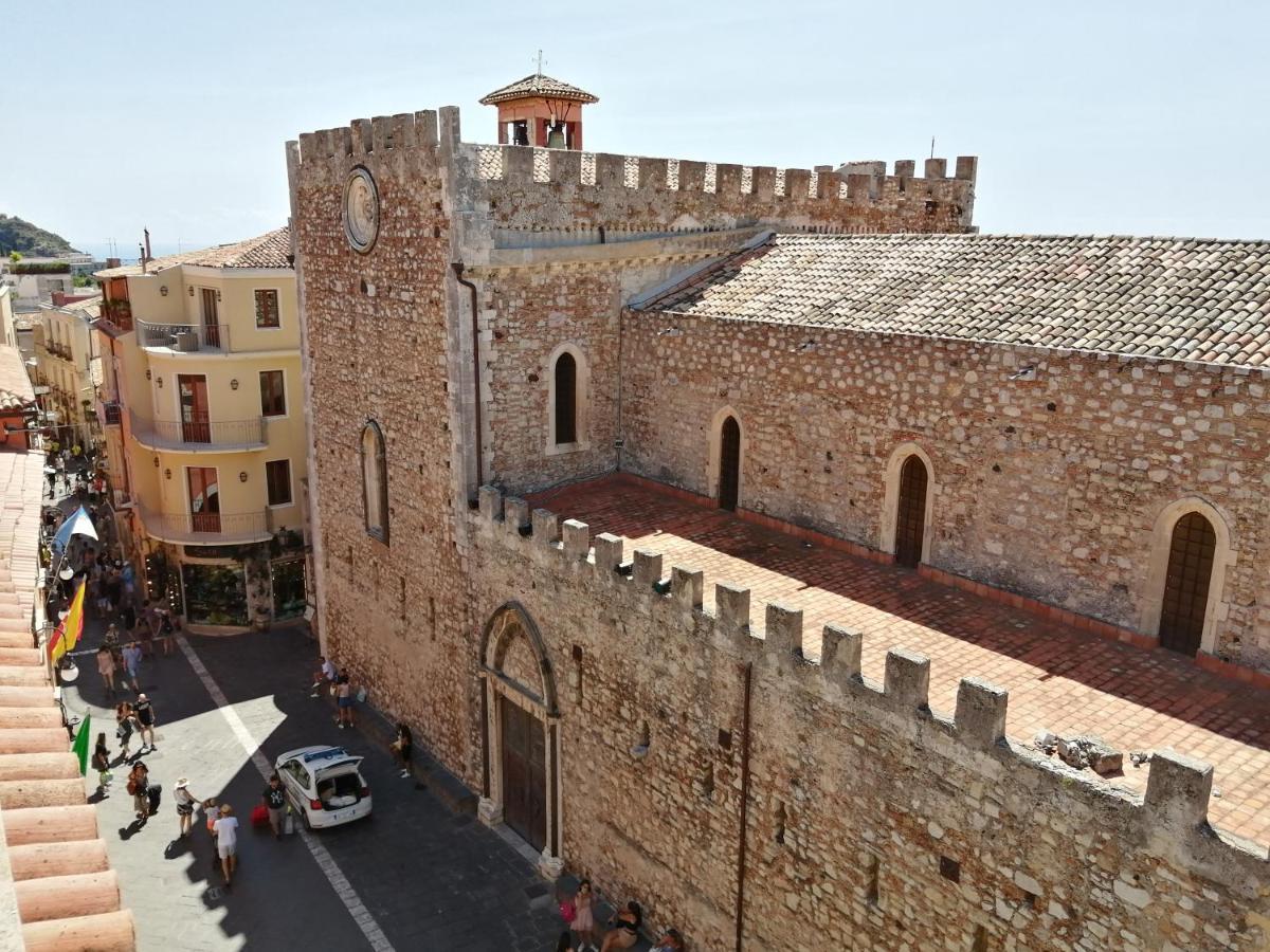 Aly Art Apartment Taormina Duomo, Gulf&Etna view Exterior foto
