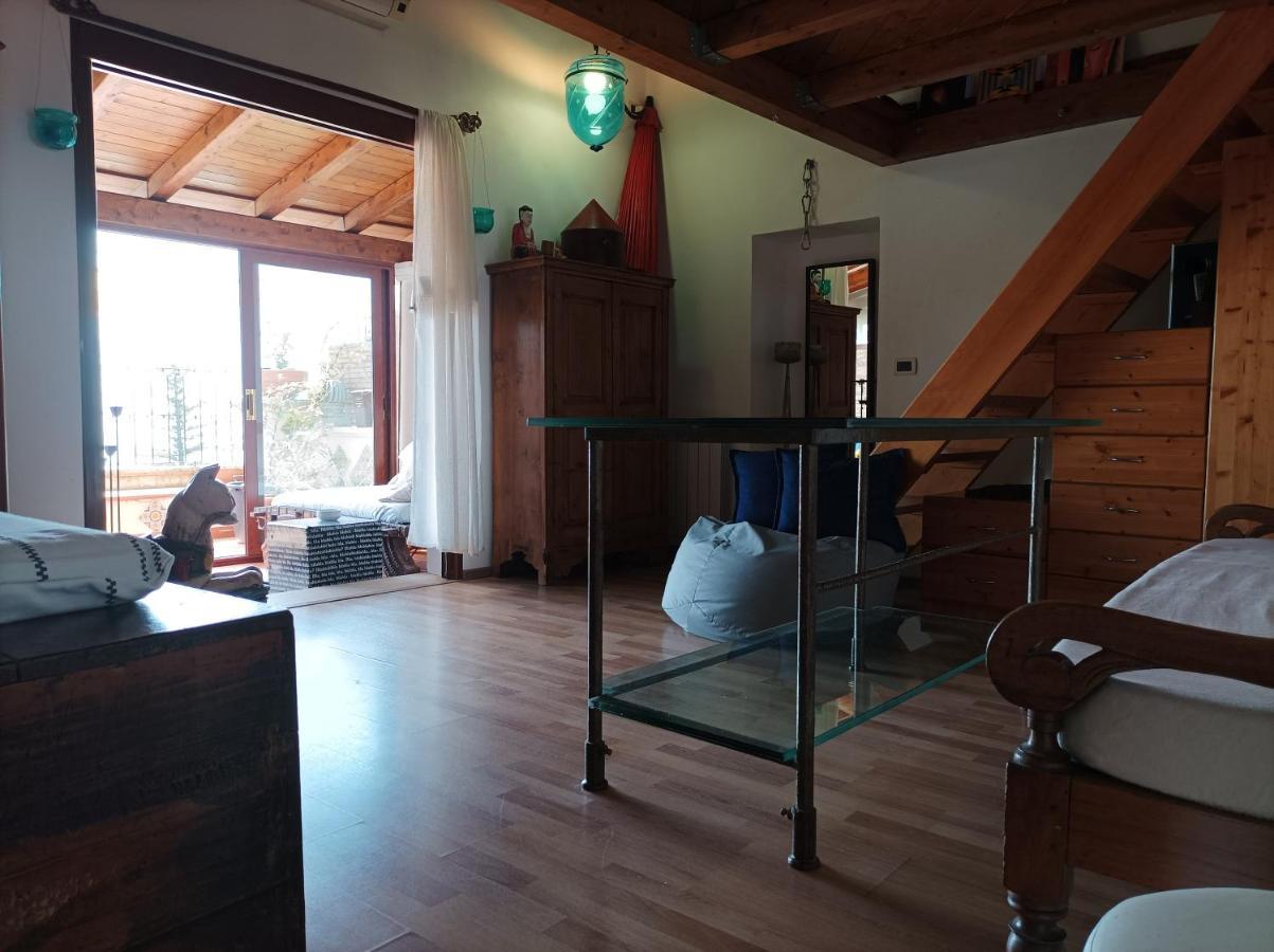 Aly Art Apartment Taormina Duomo, Gulf&Etna view Exterior foto